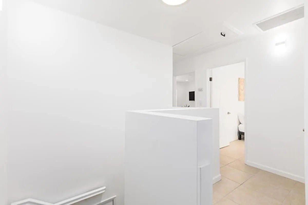 Apartment 3 Bedroom Near Culver City-Palms Los Angeles United States