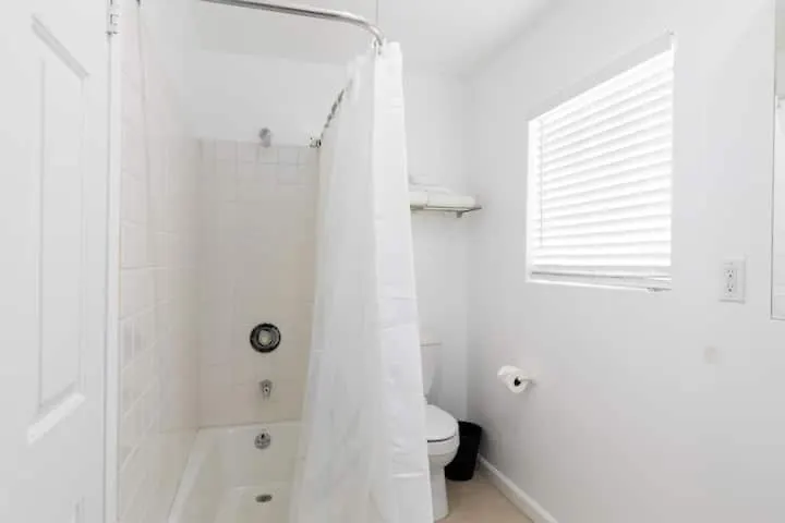 3 Bedroom Near Culver City-Palms Los Angeles