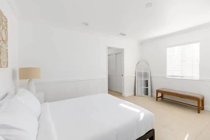 3 Bedroom Near Culver City-Palms Los Angeles